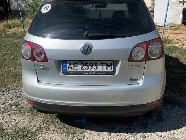 Сірий Фольксваген Гольф, об'ємом двигуна 2 л та пробігом 136 тис. км за 6000 $, фото 1 на Automoto.ua