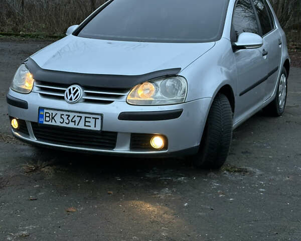 Серый Фольксваген Гольф, объемом двигателя 1.9 л и пробегом 286 тыс. км за 5200 $, фото 1 на Automoto.ua