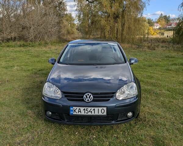 Фольксваген Гольф 2006 в Житомире на Automoto.ua Серый Фольксваген Гольф, объемом двигателя 1.4 л и пробегом 223 тыс. км за 5300 $, фото 1 на Automoto.ua