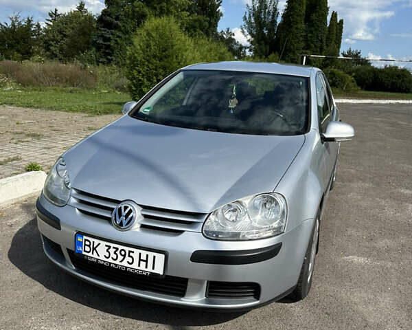 Серый Фольксваген Гольф, объемом двигателя 1.4 л и пробегом 219 тыс. км за 6200 $, фото 1 на Automoto.ua