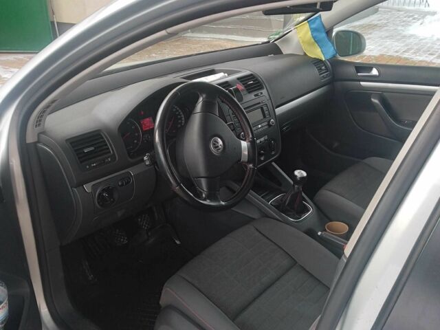 Сірий Фольксваген Гольф, об'ємом двигуна 1.4 л та пробігом 176 тис. км за 5100 $, фото 1 на Automoto.ua