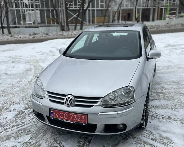 Серый Фольксваген Гольф, объемом двигателя 1.4 л и пробегом 259 тыс. км за 4900 $, фото 1 на Automoto.ua