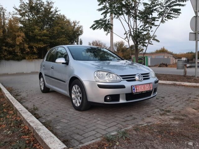 Серый Фольксваген Гольф, объемом двигателя 1.6 л и пробегом 218 тыс. км за 5899 $, фото 1 на Automoto.ua