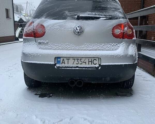 Серый Фольксваген Гольф, объемом двигателя 1.4 л и пробегом 300 тыс. км за 3500 $, фото 1 на Automoto.ua