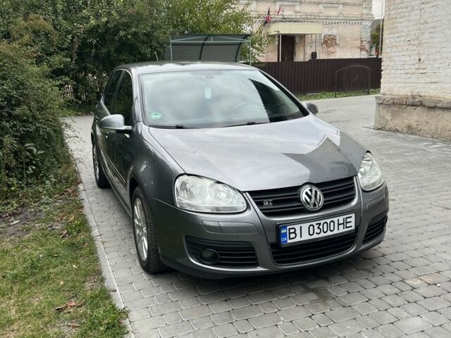 Серый Фольксваген Гольф, объемом двигателя 1.4 л и пробегом 222 тыс. км за 6000 $, фото 1 на Automoto.ua