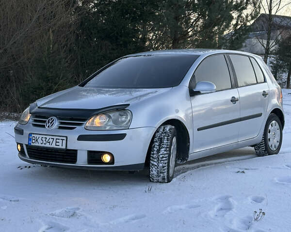 Серый Фольксваген Гольф, объемом двигателя 1.9 л и пробегом 286 тыс. км за 5199 $, фото 1 на Automoto.ua