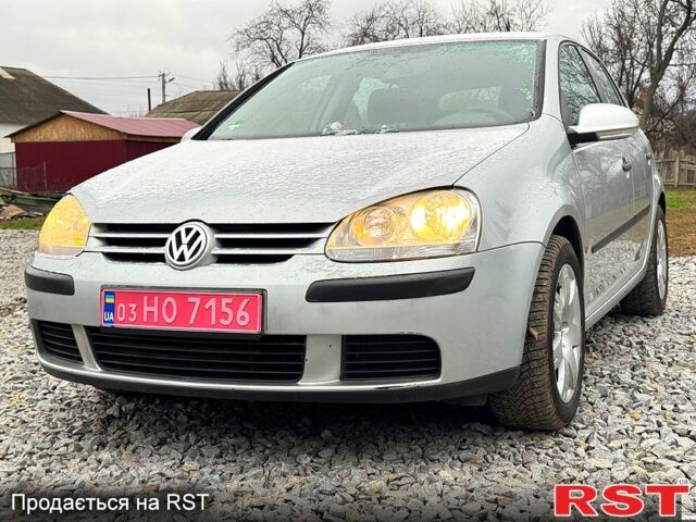 Серый Фольксваген Гольф, объемом двигателя 1.6 л и пробегом 280 тыс. км за 5999 $, фото 1 на Automoto.ua