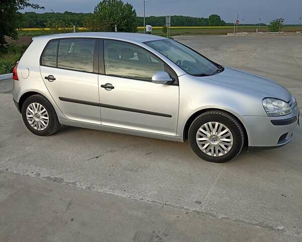 Серый Фольксваген Гольф, объемом двигателя 1.4 л и пробегом 261 тыс. км за 6250 $, фото 1 на Automoto.ua