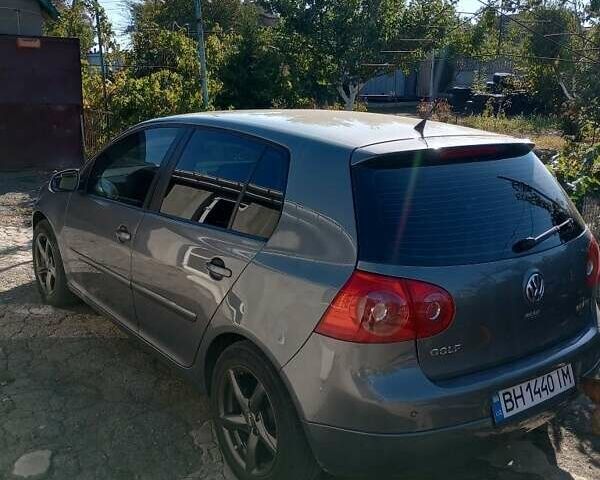 Серый Фольксваген Гольф, объемом двигателя 1.6 л и пробегом 210 тыс. км за 7000 $, фото 1 на Automoto.ua