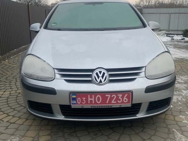 Сірий Фольксваген Гольф, об'ємом двигуна 1.4 л та пробігом 250 тис. км за 4800 $, фото 1 на Automoto.ua