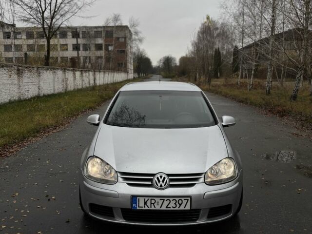 Серый Фольксваген Гольф, объемом двигателя 1.9 л и пробегом 300 тыс. км за 2400 $, фото 1 на Automoto.ua