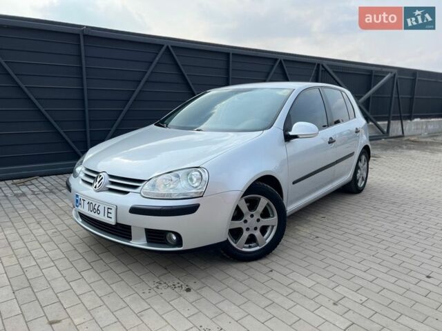 Сірий Фольксваген Гольф, об'ємом двигуна 1.6 л та пробігом 189 тис. км за 5480 $, фото 1 на Automoto.ua