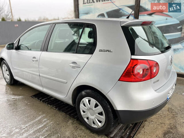 Серый Фольксваген Гольф, объемом двигателя 1.4 л и пробегом 183 тыс. км за 5400 $, фото 1 на Automoto.ua