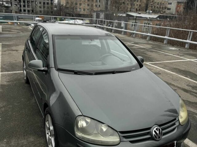 Серый Фольксваген Гольф, объемом двигателя 1.9 л и пробегом 272 тыс. км за 2399 $, фото 1 на Automoto.ua