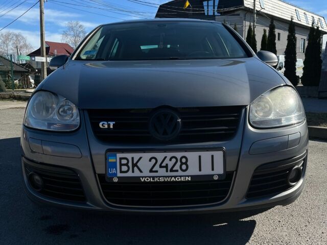 Серый Фольксваген Гольф, объемом двигателя 1.4 л и пробегом 211 тыс. км за 5400 $, фото 1 на Automoto.ua