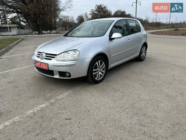 Серый Фольксваген Гольф, объемом двигателя 1.6 л и пробегом 214 тыс. км за 6500 $, фото 1 на Automoto.ua
