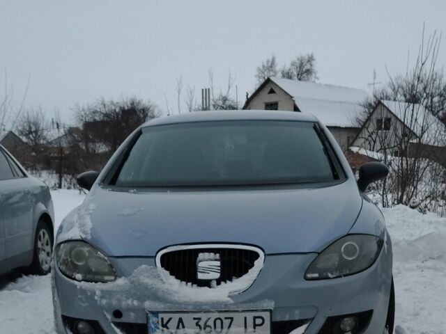 Серый Фольксваген Гольф, объемом двигателя 1.6 л и пробегом 151 тыс. км за 5500 $, фото 1 на Automoto.ua