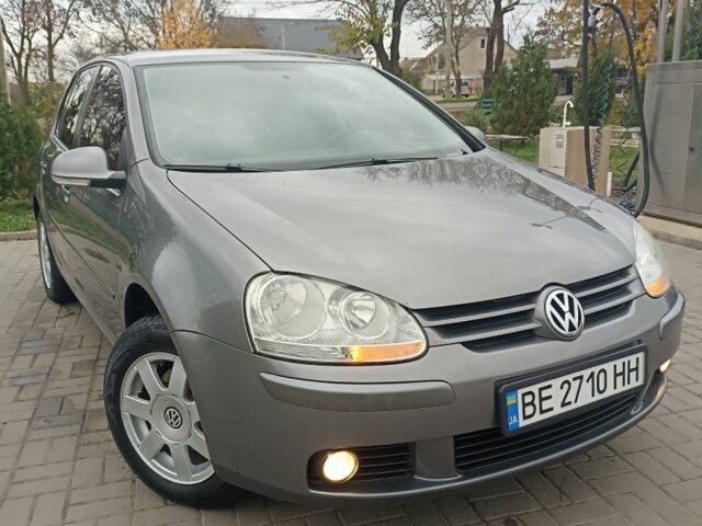 Серый Фольксваген Гольф, объемом двигателя 1.6 л и пробегом 230 тыс. км за 6199 $, фото 1 на Automoto.ua