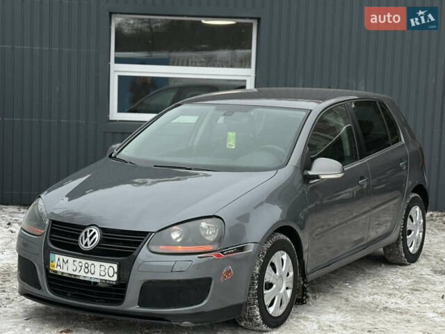 Серый Фольксваген Гольф, объемом двигателя 1.4 л и пробегом 240 тыс. км за 4750 $, фото 1 на Automoto.ua