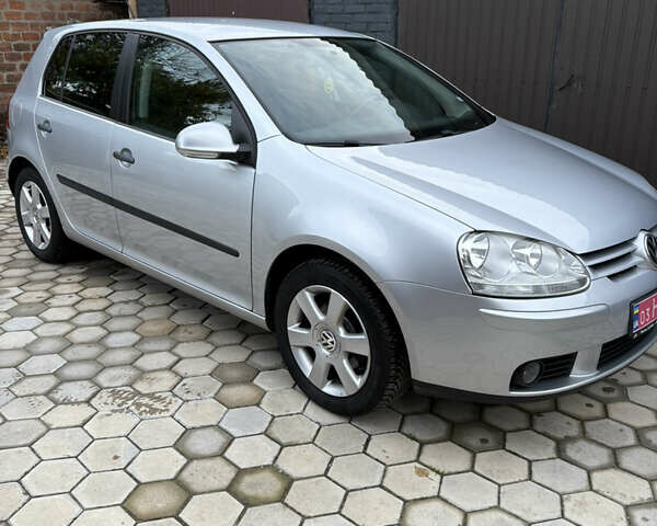 Сірий Фольксваген Гольф, об'ємом двигуна 1.6 л та пробігом 208 тис. км за 6100 $, фото 1 на Automoto.ua