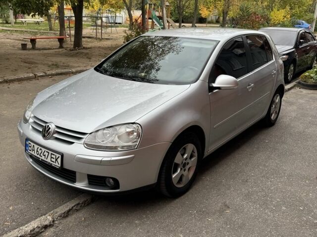 Серый Фольксваген Гольф, объемом двигателя 1.4 л и пробегом 199 тыс. км за 4900 $, фото 1 на Automoto.ua