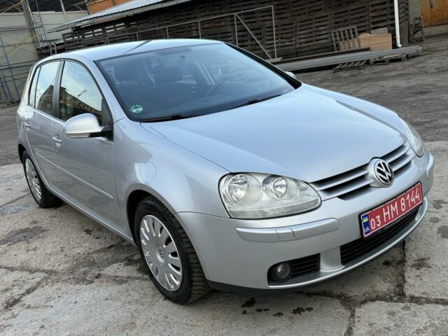 Серый Фольксваген Гольф, объемом двигателя 1.6 л и пробегом 198 тыс. км за 6500 $, фото 1 на Automoto.ua