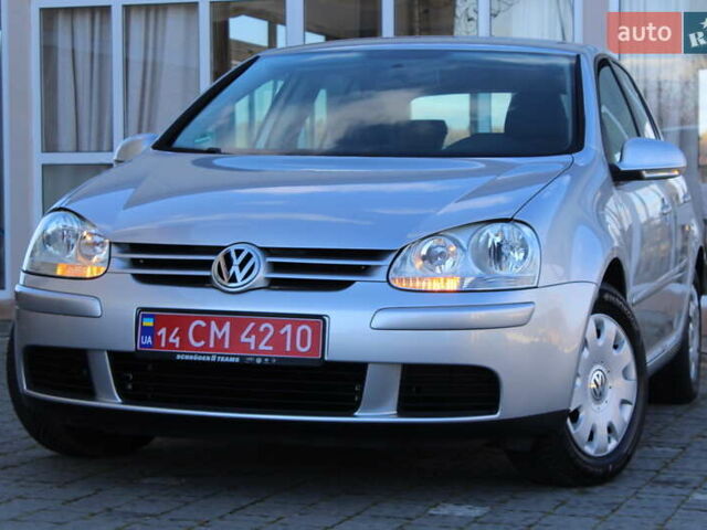 Серый Фольксваген Гольф, объемом двигателя 1.6 л и пробегом 195 тыс. км за 5990 $, фото 1 на Automoto.ua