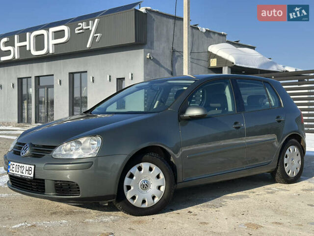 Серый Фольксваген Гольф, объемом двигателя 1.6 л и пробегом 213 тыс. км за 6499 $, фото 1 на Automoto.ua