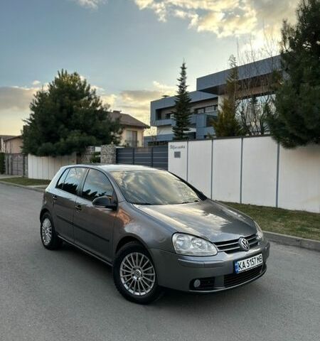 Серый Фольксваген Гольф, объемом двигателя 1.97 л и пробегом 335 тыс. км за 4950 $, фото 1 на Automoto.ua