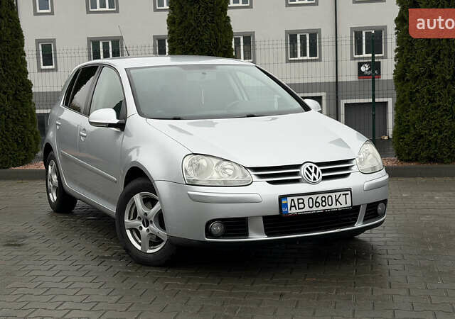 Серый Фольксваген Гольф, объемом двигателя 1.4 л и пробегом 239 тыс. км за 5150 $, фото 1 на Automoto.ua