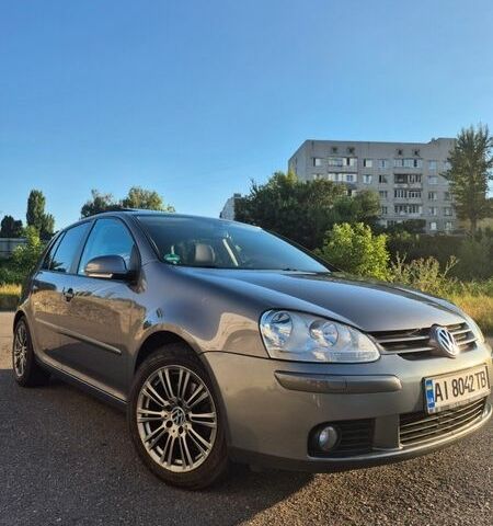 Серый Фольксваген Гольф, объемом двигателя 1.6 л и пробегом 248 тыс. км за 6199 $, фото 1 на Automoto.ua