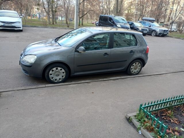 Сірий Фольксваген Гольф, об'ємом двигуна 1.4 л та пробігом 194 тис. км за 5000 $, фото 1 на Automoto.ua