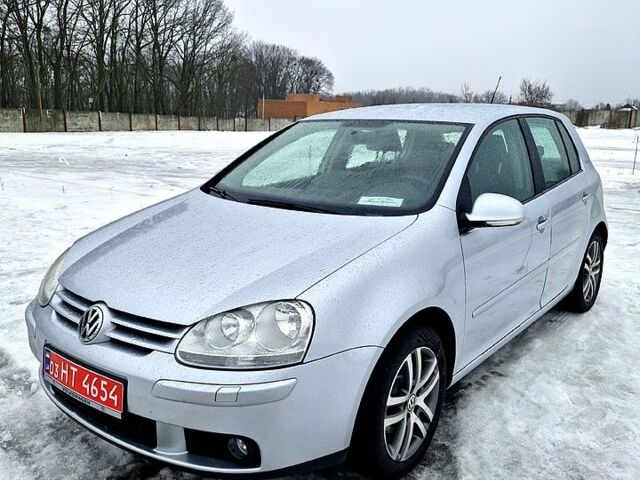 Серый Фольксваген Гольф, объемом двигателя 1.4 л и пробегом 1800 тыс. км за 6250 $, фото 1 на Automoto.ua