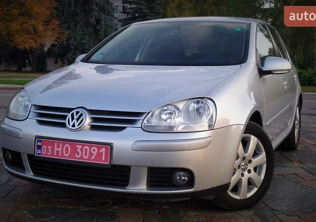 Серый Фольксваген Гольф, объемом двигателя 0 л и пробегом 200 тыс. км за 7100 $, фото 1 на Automoto.ua