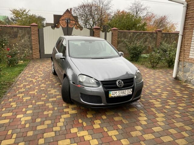 Сірий Фольксваген Гольф, об'ємом двигуна 1.4 л та пробігом 270 тис. км за 4100 $, фото 1 на Automoto.ua