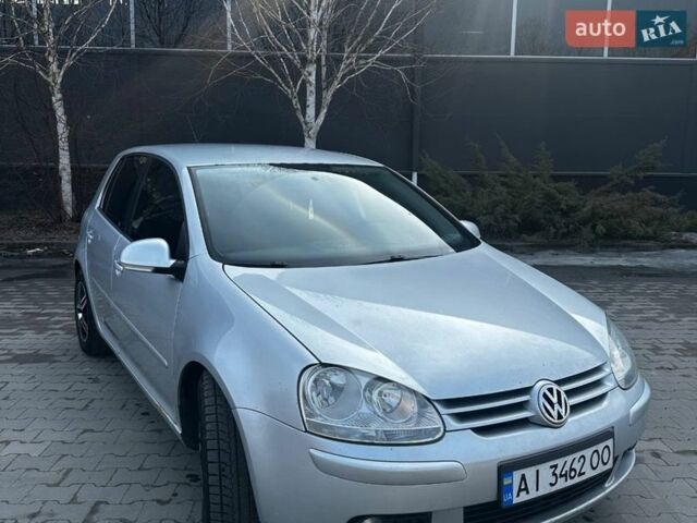 Сірий Фольксваген Гольф, об'ємом двигуна 1.39 л та пробігом 276 тис. км за 6400 $, фото 1 на Automoto.ua