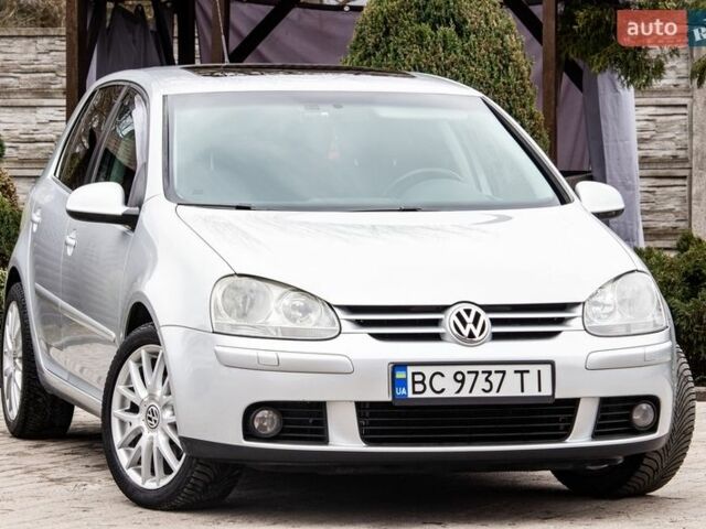 Серый Фольксваген Гольф, объемом двигателя 1.6 л и пробегом 254 тыс. км за 7500 $, фото 1 на Automoto.ua