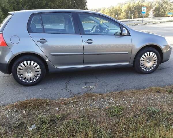 Сірий Фольксваген Гольф, об'ємом двигуна 1.6 л та пробігом 252 тис. км за 6700 $, фото 1 на Automoto.ua