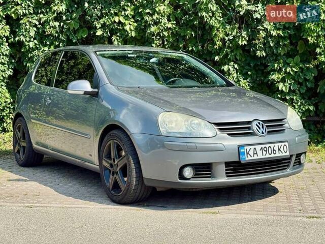 Сірий Фольксваген Гольф, об'ємом двигуна 1.39 л та пробігом 240 тис. км за 6200 $, фото 1 на Automoto.ua