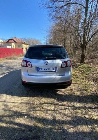 Серый Фольксваген Гольф, объемом двигателя 1.6 л и пробегом 262 тыс. км за 6000 $, фото 1 на Automoto.ua