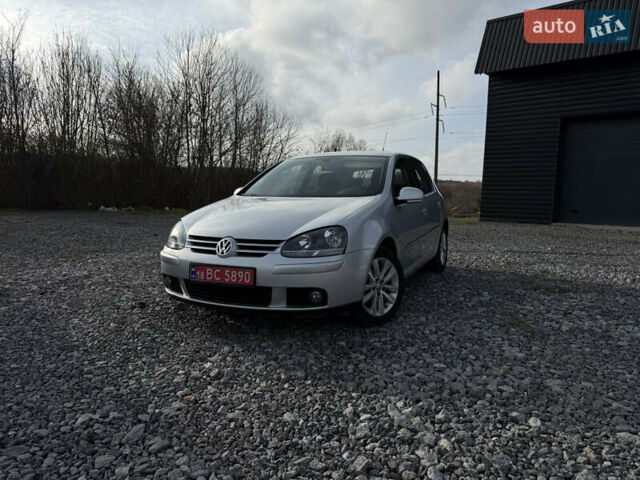 Сірий Фольксваген Гольф, об'ємом двигуна 1.6 л та пробігом 214 тис. км за 6200 $, фото 1 на Automoto.ua