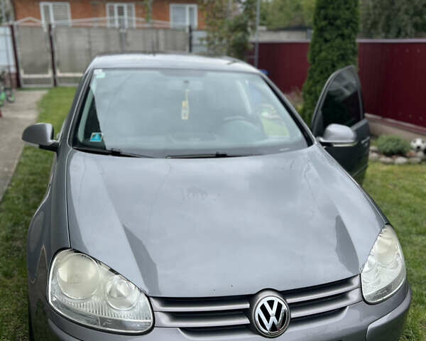 Серый Фольксваген Гольф, объемом двигателя 1.4 л и пробегом 214 тыс. км за 5400 $, фото 1 на Automoto.ua