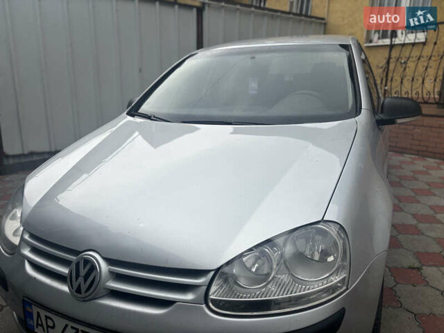 Серый Фольксваген Гольф, объемом двигателя 1.6 л и пробегом 250 тыс. км за 6500 $, фото 1 на Automoto.ua