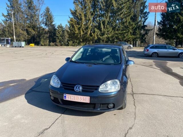 Серый Фольксваген Гольф, объемом двигателя 1.6 л и пробегом 230 тыс. км за 5500 $, фото 1 на Automoto.ua