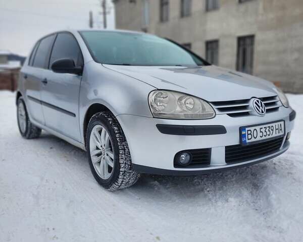 Серый Фольксваген Гольф, объемом двигателя 1.6 л и пробегом 180 тыс. км за 6800 $, фото 1 на Automoto.ua
