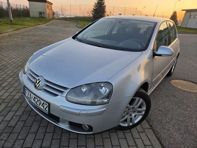 Серый Фольксваген Гольф, объемом двигателя 1.4 л и пробегом 234 тыс. км за 1379 $, фото 1 на Automoto.ua