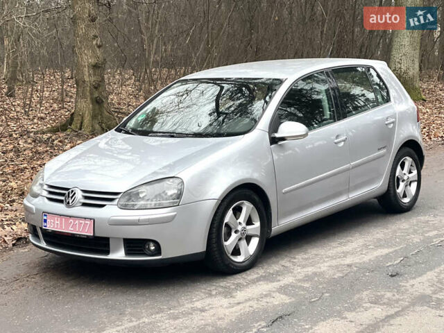 Серый Фольксваген Гольф, объемом двигателя 1.97 л и пробегом 261 тыс. км за 7700 $, фото 1 на Automoto.ua