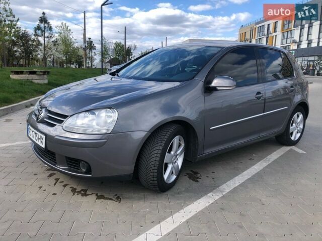 Сірий Фольксваген Гольф, об'ємом двигуна 1.39 л та пробігом 260 тис. км за 5700 $, фото 1 на Automoto.ua