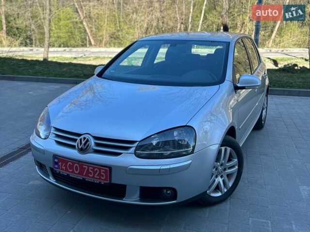 Серый Фольксваген Гольф, объемом двигателя 1.4 л и пробегом 256 тыс. км за 5350 $, фото 1 на Automoto.ua