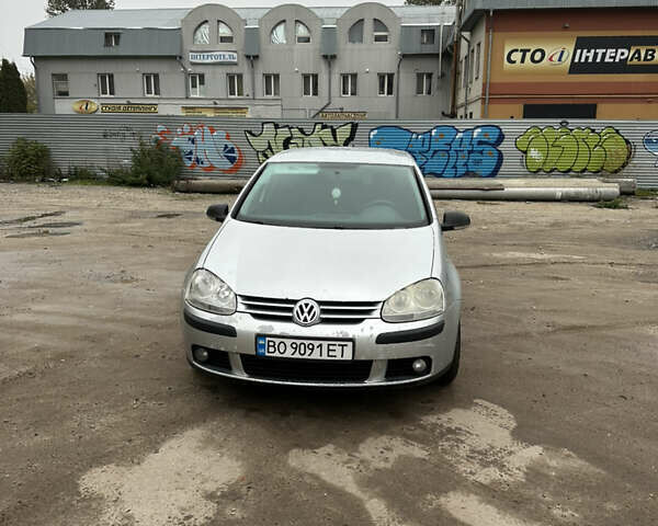 Серый Фольксваген Гольф, объемом двигателя 1.6 л и пробегом 320 тыс. км за 6299 $, фото 1 на Automoto.ua